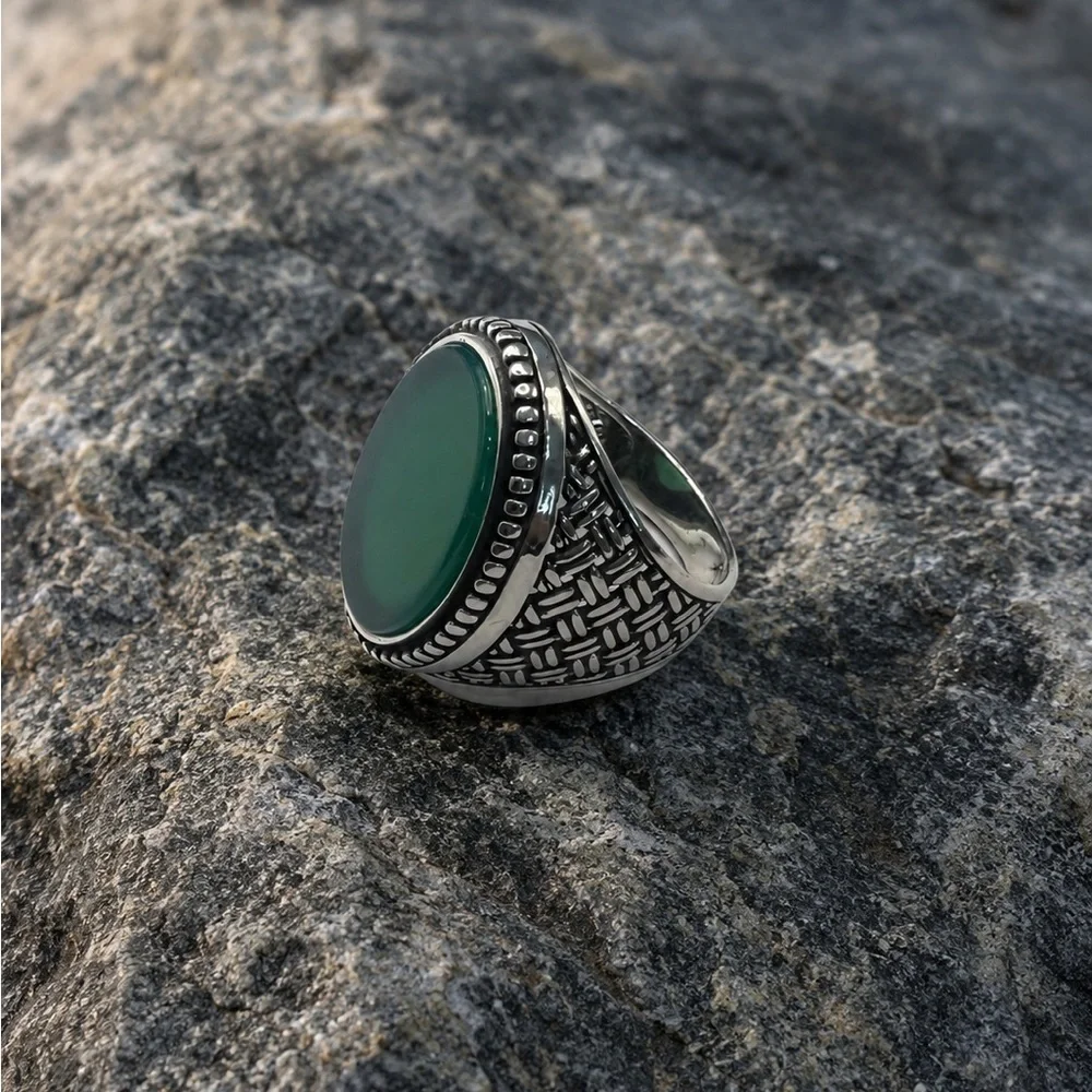 925 Sterling Silver Green Stone Signet Men’s Ring Size 9